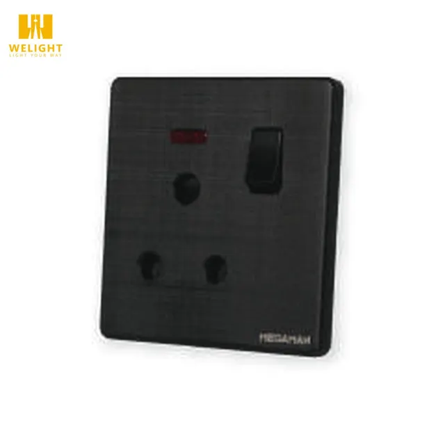 Megaman YTZ8-15A 250V 15A 1G Socket Black