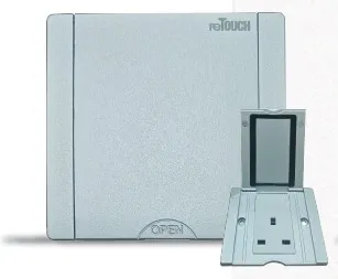 reTOUCH AluDeck Aluminium 13A Flat Pin Floor Socket